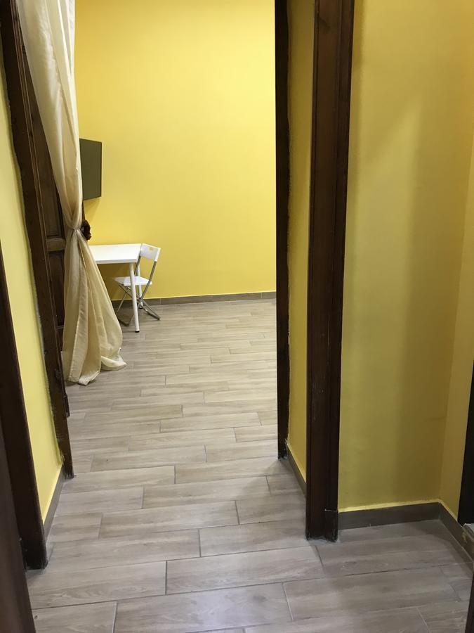 La Casa Di Fafa Panzió Nápoly Kültér fotó