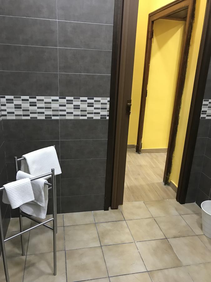 La Casa Di Fafa Panzió Nápoly Kültér fotó