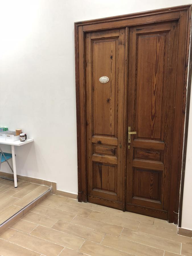 La Casa Di Fafa Panzió Nápoly Kültér fotó