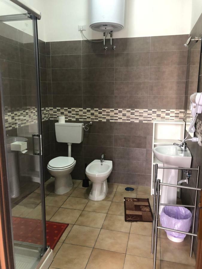 La Casa Di Fafa Panzió Nápoly Kültér fotó