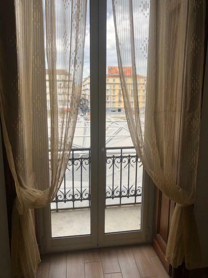 La Casa Di Fafa Panzió Nápoly Kültér fotó