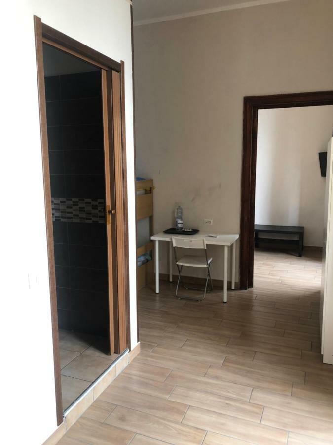 La Casa Di Fafa Panzió Nápoly Kültér fotó