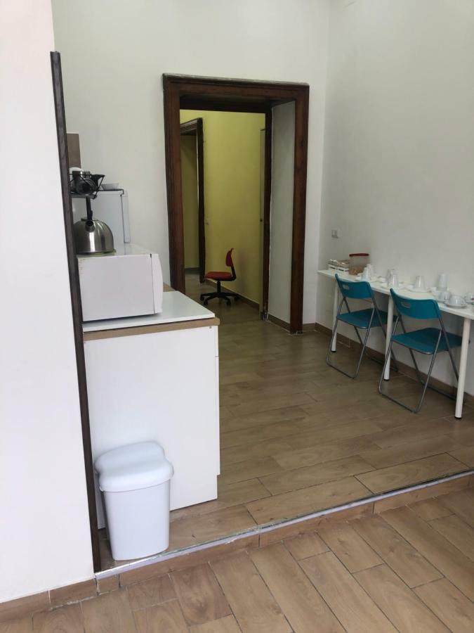 La Casa Di Fafa Panzió Nápoly Kültér fotó