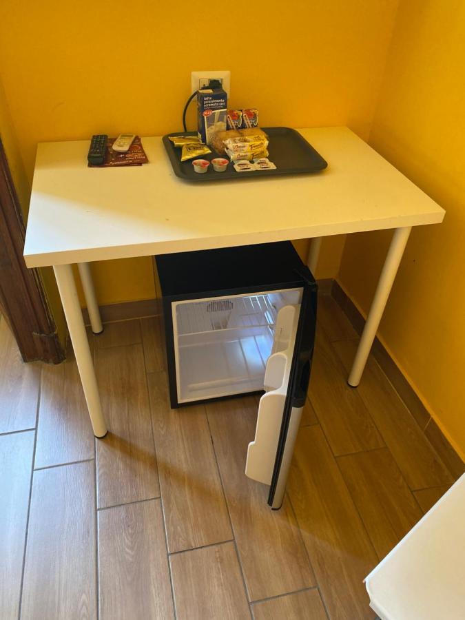 La Casa Di Fafa Panzió Nápoly Kültér fotó